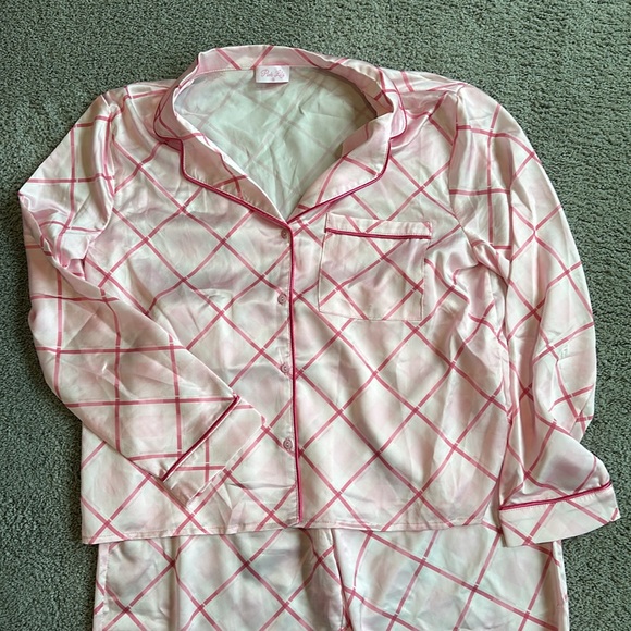 Pink pajama set - Picture 2 of 4